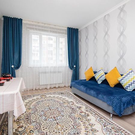 Apartment Zodiak Алматы Экстерьер фото