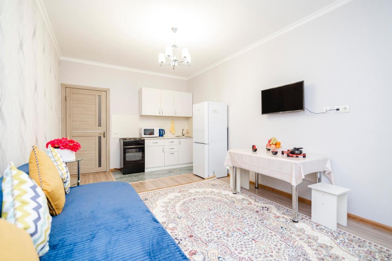 Apartment Zodiak Алматы Экстерьер фото