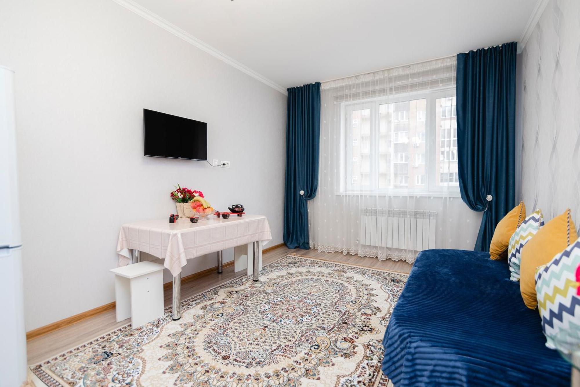 Apartment Zodiak Алматы Экстерьер фото